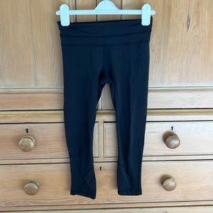 Lululemon, black, speed crops. Size 4.